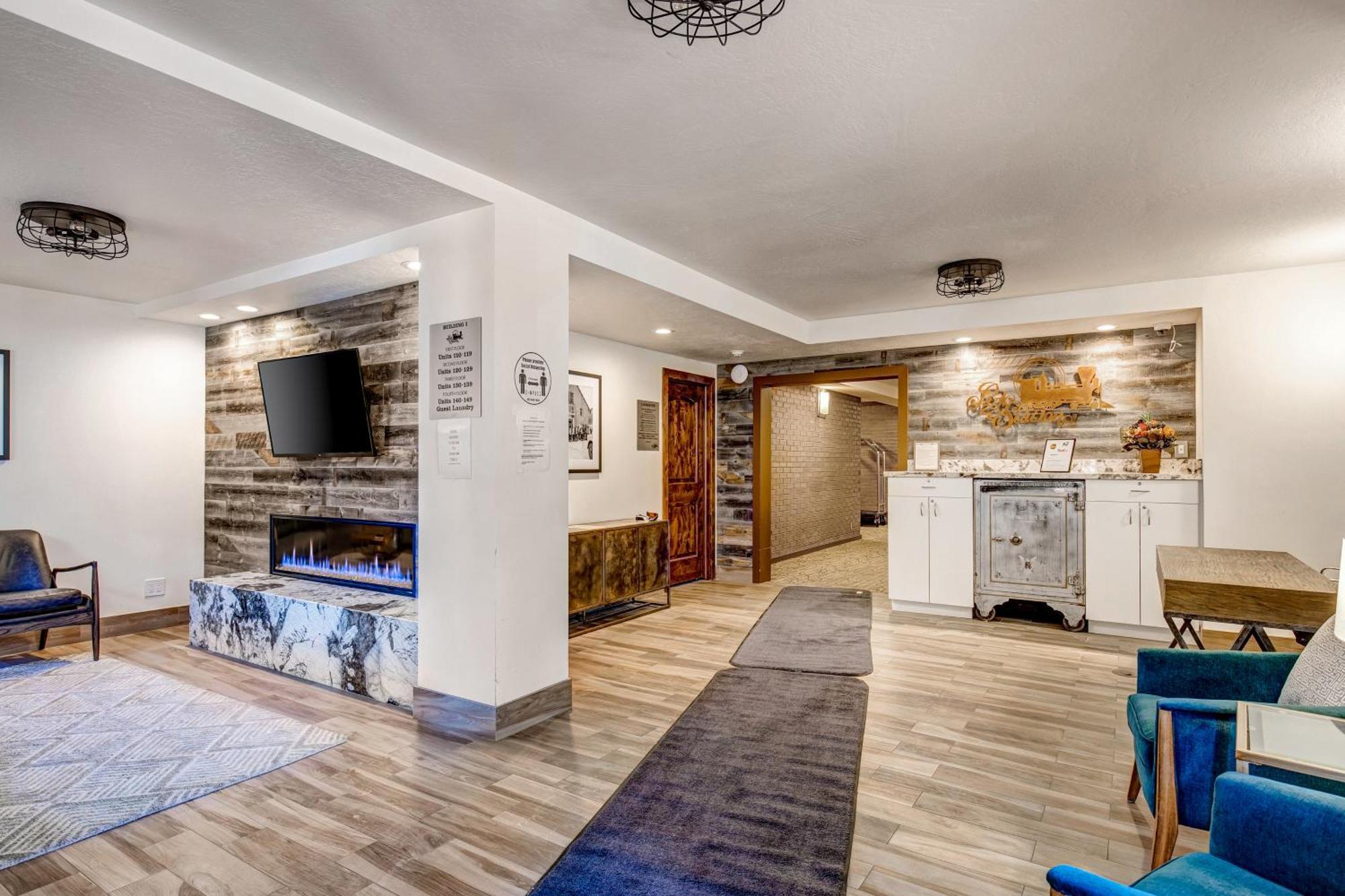 Park Station Family Retreat Villa Park City Rum bild